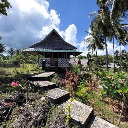 Sunari Beach Resort Selayar Matalalang Eksteriør billede