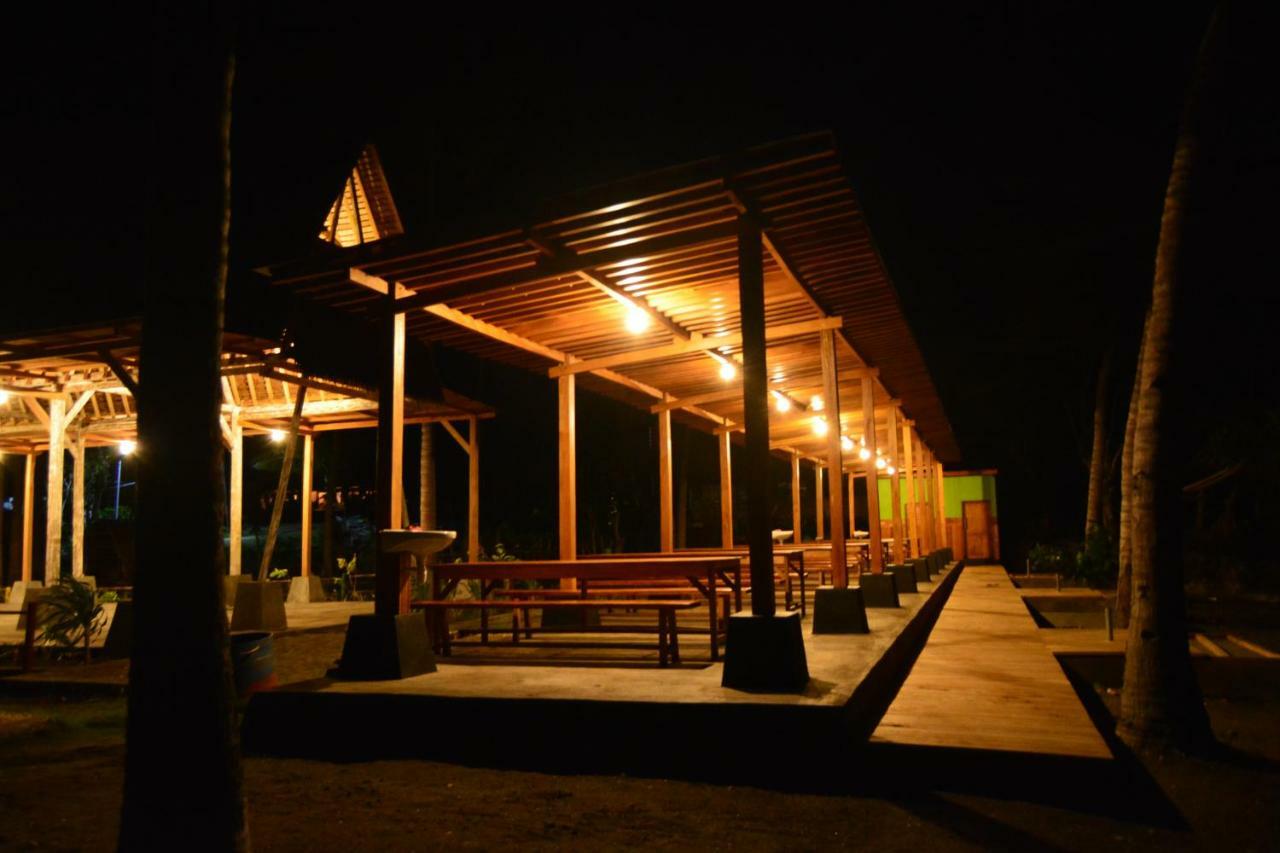 Sunari Beach Resort Selayar Matalalang Eksteriør billede