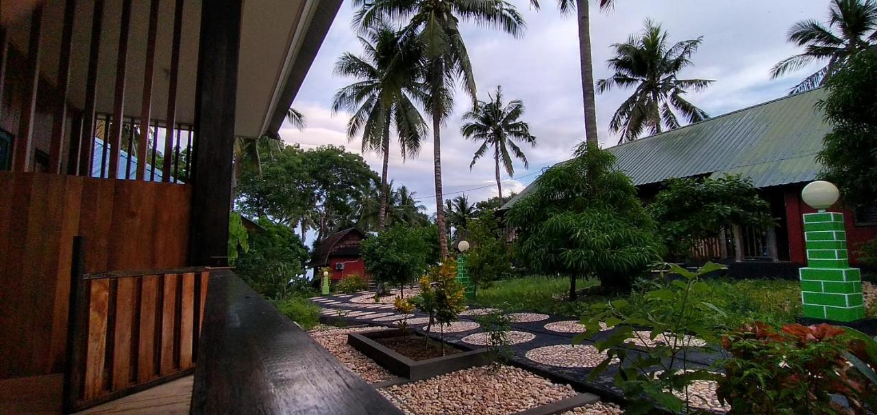 Sunari Beach Resort Selayar Matalalang Eksteriør billede